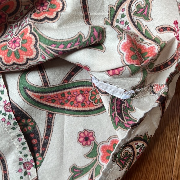 Tommy Hilfiger Sleeveless Ruffle Blouse Paisley & Floral Print Size Medium - Picture 7 of 10